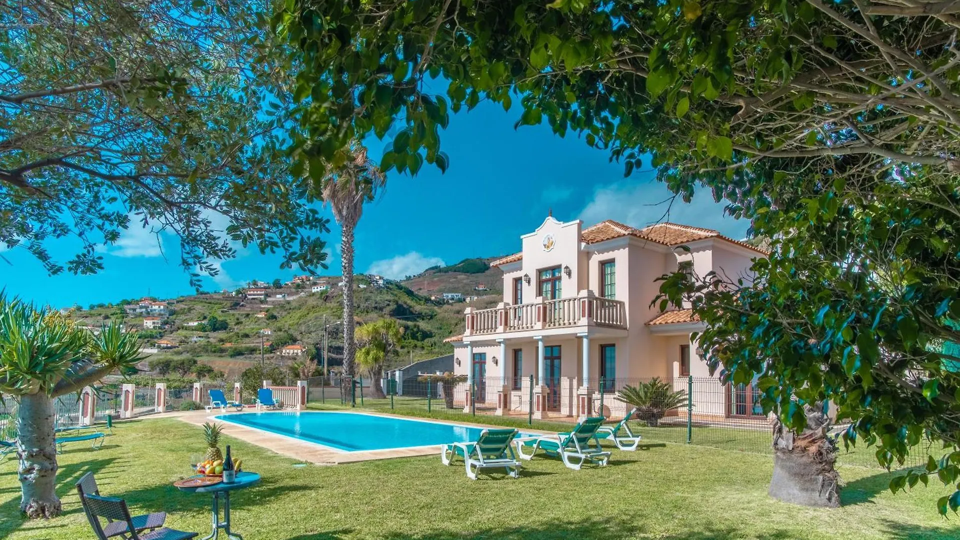 Royal Amores Villa Caniço Portekiz