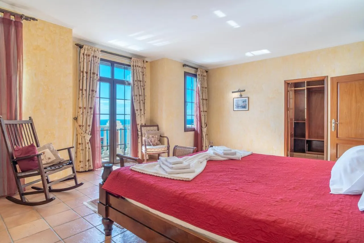 Royal Amores Villa Caniço Portekiz