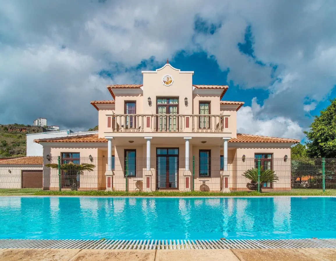 Royal Amores Villa Caniço Portekiz